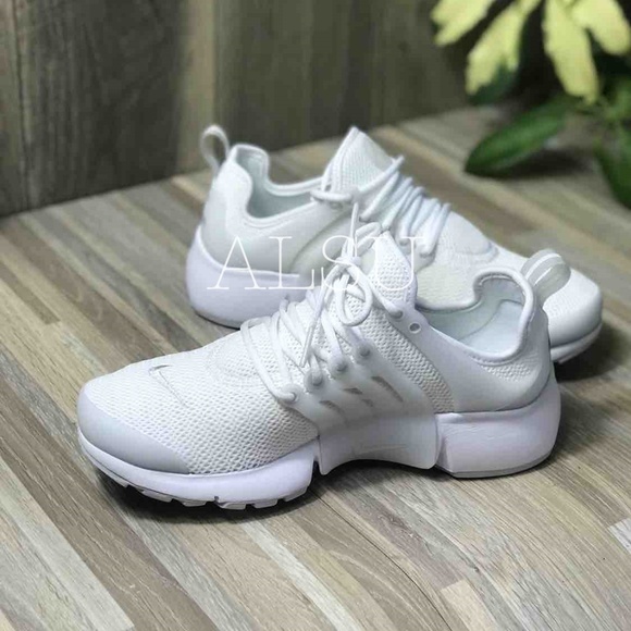 NWT  Nike Air Presto White W AUTHENTIC - Picture 5 of 8